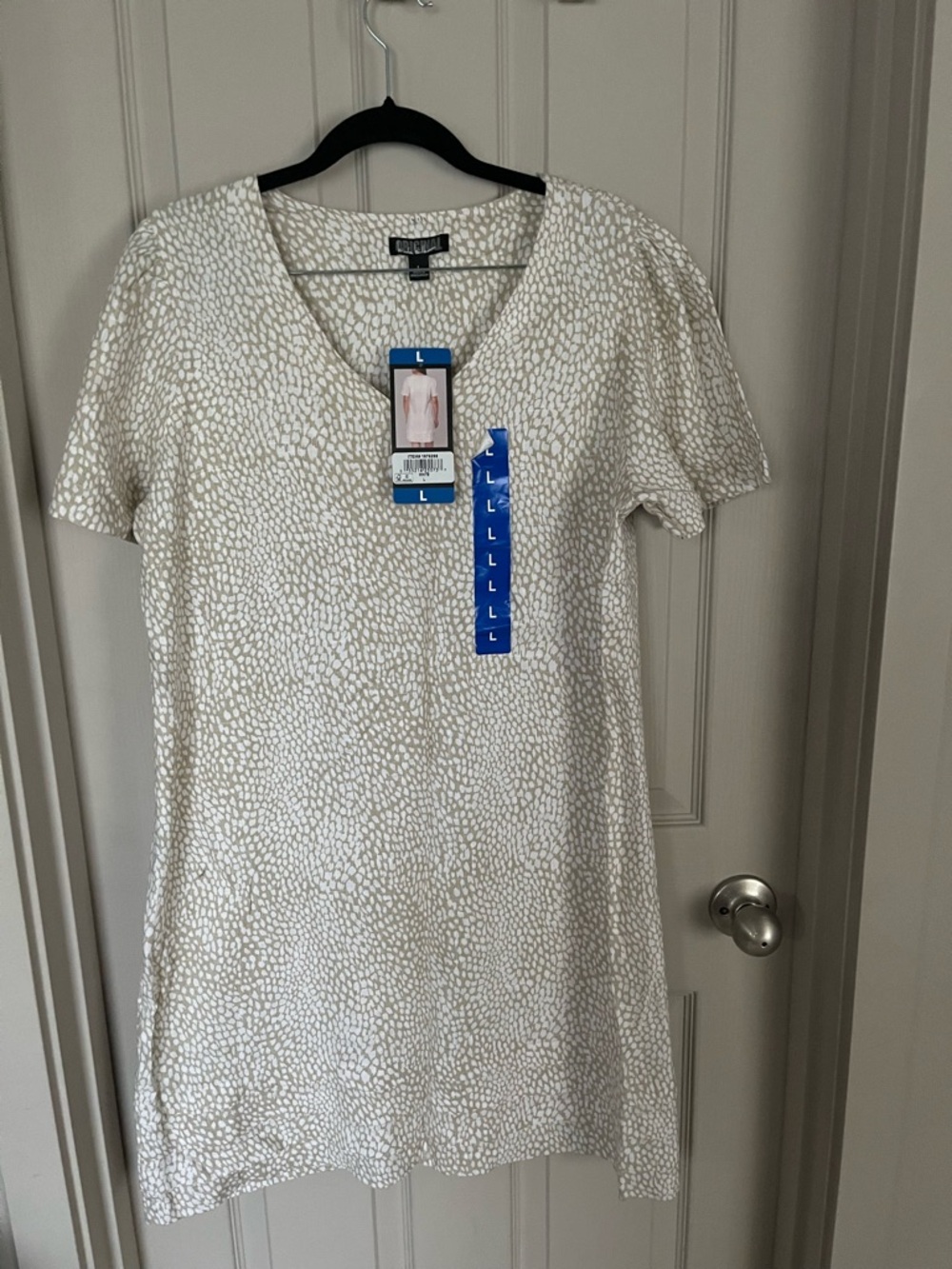 Nicole Miller Short Sleeve Shift Dress , NWT